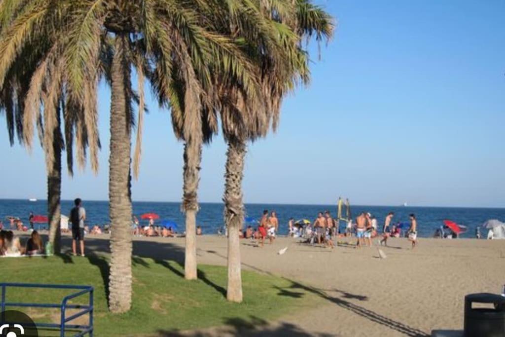 Playa Huelin Beach Malaga Zewnętrze zdjęcie